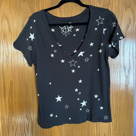Chaser Star V-Neck Tee - Color Black and White Size Small - Picture 7 of 8